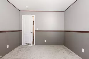 2442 Pinewood Dr, Chipley, FL 32428 - Photo 18