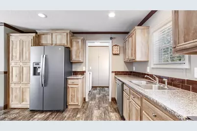 2442 Pinewood Drive, Chipley, FL 32428 - Photo 8