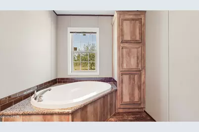 2442 Pinewood Drive, Chipley, FL 32428 - Photo 24