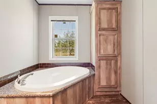 2442 Pinewood Dr, Chipley, FL 32428 - Photo 24