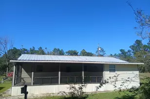 879 Macedonia Church Rd, Defuniak Springs, FL 32435 - Photo 16