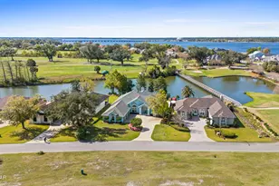 2407 Willow Ln, Lynn Haven, FL 32444 - Photo 4