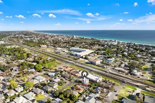 425 Sea Breeze Dr, Panama City Beach, FL 32413 - Photo 30