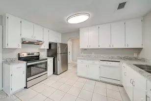 305 S Star Ave, Panama City, FL 32404 - Photo 10