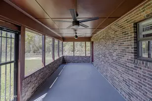 7402 Hwy 2302, Panama City, FL 32409 - Photo 10