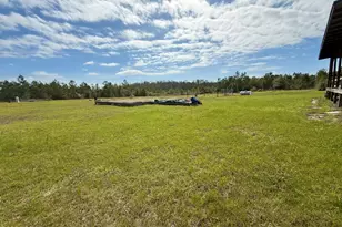 22985 NW Lamont Rd, Fountain, FL 32438 - Photo 12