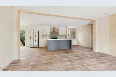 420 Hickory Bluff Circle, Southport, FL 32409 - Photo 6