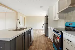 420 Hickory Bluff Cir, Southport, FL 32409 - Photo 12