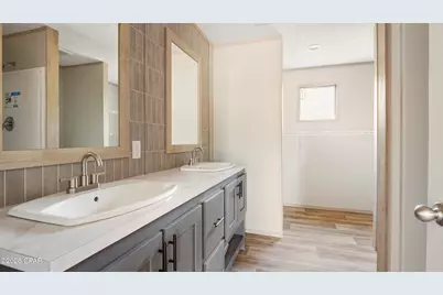 420 Hickory Bluff Circle, Southport, FL 32409 - Photo 16