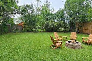 825 E 11th Ct, Panama City, FL 32401 - Photo 16