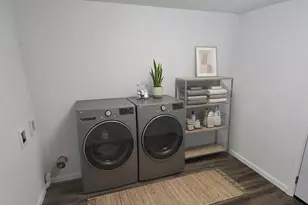 825 E 11th Ct, Panama City, FL 32401 - Photo 8