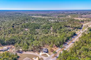 2021 Baldwin St, Chipley, FL 32428 - Photo 32