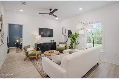 2013 Baldwin Street, Chipley, FL 32428 - Photo 6