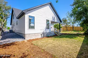 615 Seabreeze Dr, Panama City Beach, FL 32413 - Photo 10