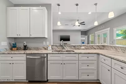 529 Christmas Tree Lane, Panama City Beach, FL 32413 - Photo 18