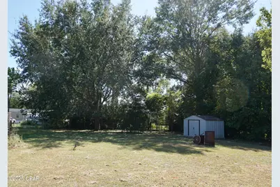 2071 Short Avenue, Sneads, FL 32460 - Photo 8