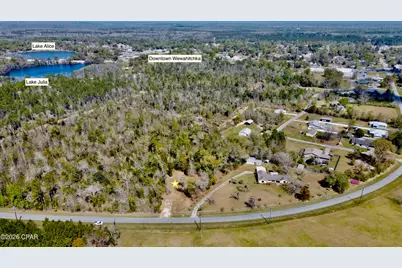 703 W River Road, Wewahitchka, FL 32465 - Photo 1