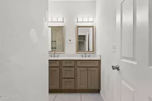 613 Live Oak Ln, Panama City, FL 32408 - Photo 16