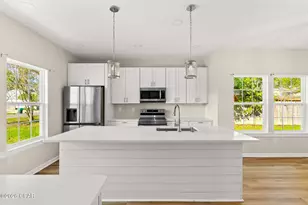 613 Live Oak Ln, Panama City, FL 32408 - Photo 6