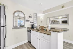 114 Carillon Market St, Panama City Beach, FL 32413 - Photo 14