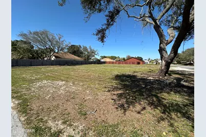 8620 N Lagoon Drive, Panama City Beach, FL 32408 - Photo 4