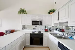 17462 Front Beach Rd, Panama City Beach, FL 32413 - Photo 8