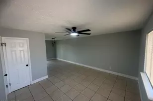 3914 Venetian Cir, Panama City, FL 32405 - Photo 14