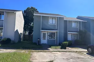 3914 Venetian Cir, Panama City, FL 32405 - Photo 2