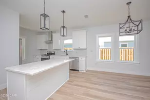 18 Wood Ave, Panama City, FL 32404 - Photo 10