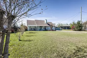 941 Agnes Scott Cir, Panama City, FL 32405 - Photo 4