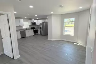 801 E 12th Ct, Panama City, FL 32404 - Photo 8