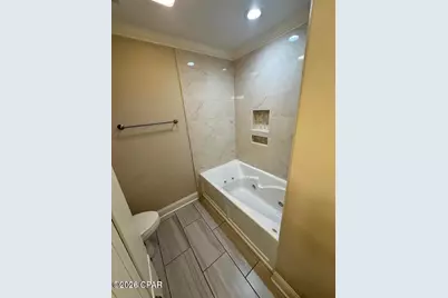 7426 Berry Drive, Grand Ridge, FL 32442 - Photo 10