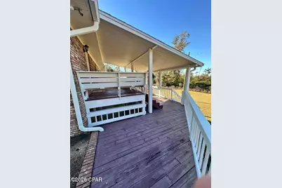 7426 Berry Drive, Grand Ridge, FL 32442 - Photo 20