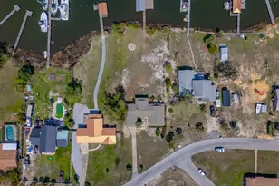 6907 Hugh Dr, Panama City, FL 32404 - Photo 8