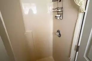 6718 Wendy Rd, Panama City, FL 32404 - Photo 10