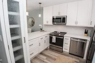 17620 Front Beach Rd, Panama City Beach, FL 32413 - Photo 12