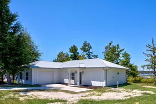 9019 Pecan Ave, Youngstown, FL 32466 - Photo 4