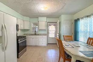 173 Bonita St, Port Saint Joe, FL 32456 - Photo 6