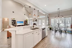 1300 Savannah Dr, Panama City, FL 32405 - Photo 14