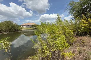 2206 1st Pl, Cape Coral, FL 33909 - Photo 8