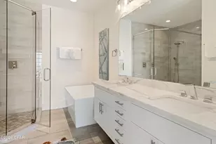 17647 Front Beach Rd, Panama City Beach, FL 32413 - Photo 26