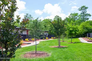 425 E 19th St, Panama City, FL 32405 - Photo 12