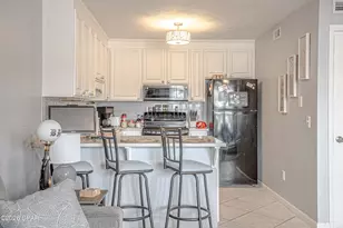 17462 Front Beach Rd, Panama City Beach, FL 32413 - Photo 16