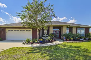 3338 Nautical Dr, Southport, FL 32409 - Photo 1