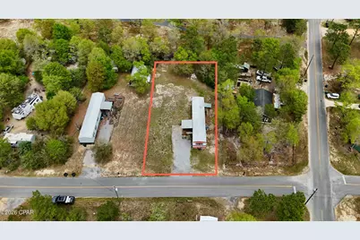 241 Leonardo Lane, Defuniak Springs, FL 32433 - Photo 2