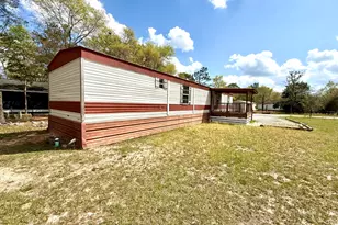 241 Leonardo Ln, Defuniak Springs, FL 32433 - Photo 16