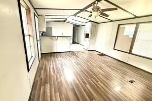 241 Leonardo Ln, Defuniak Springs, FL 32433 - Photo 2