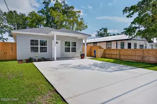 709 E 10th Ct, Panama City, FL 32401 - Photo 2
