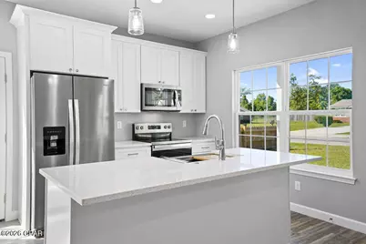 709 E 10th Court, Panama City, FL 32401 - Photo 4
