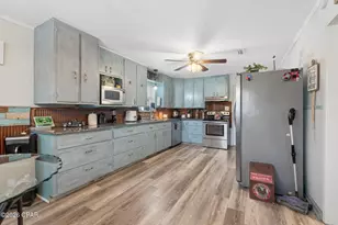 1210 Watson Carroll Dr, Bonifay, FL 32425 - Photo 10